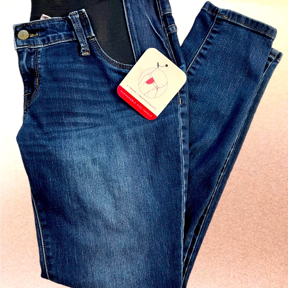 NWT Isabelle Maternity Skinny Dark Wash Denim Jeans
